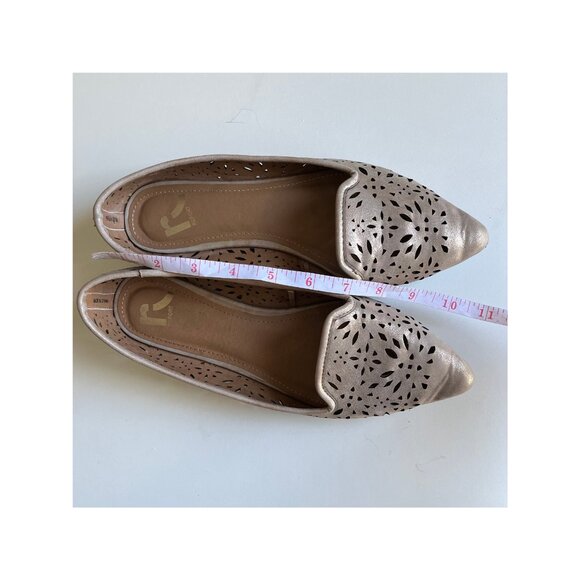 REPORT Closed Toe Flats Neutral Metallic Color Women's 9 Wide - Picture 7 of 7